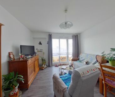 Location Appartement 2 pièces 45m² CHATELLERAULT 86100 - Photo 6