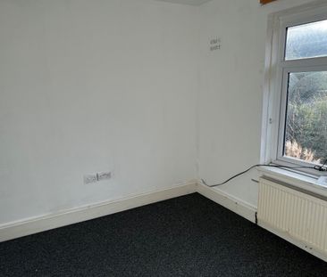 3 Bed Semi-Detached House, Daresbury Road, S2 - Photo 5