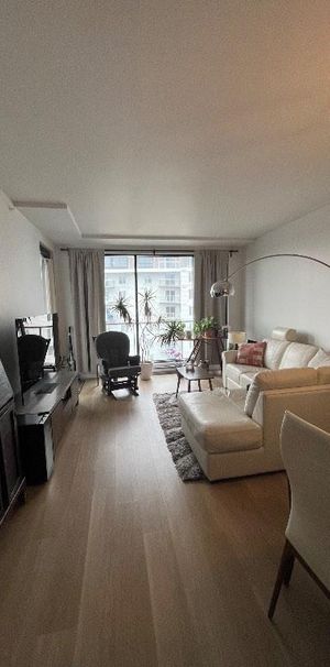 3 1/2 à louer avec stationnement intérieur - Photo 1