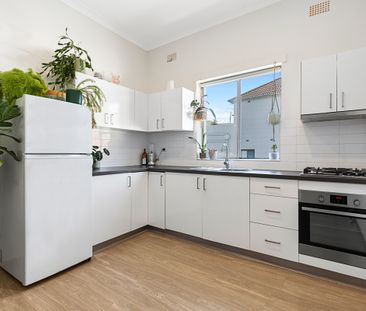 2/88-90 Curlewis Street, Bondi Beach NSW 2026 - Apartment For Rent ... - Photo 3