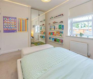 Sycamore Square, Shenley, Radlett, Hertfordshire, WD7 - Photo 3