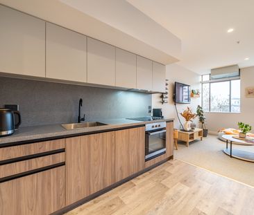 HUTT CENTRAL GEM – SUN-FILLED & SUPERBLY LOCATED! - Photo 5