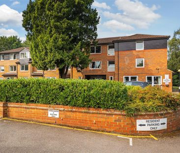 2 bed retirement property to rent in Elstree Road, Bushey, WD23 - Photo 2