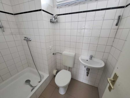 Tolle 3-ZImmer-Wohnung mit 2 Bädern & Balkon! WBS erforderlich! - Photo 5