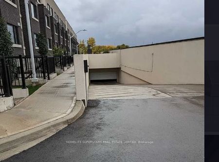 For Lease - 1135 Cooke Boulevard, Burlington, Ontario - Photo 4