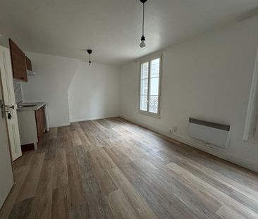 "LE CHÂTEAUNEUF" - Location Appartement tours : 24 m2 - Photo 3