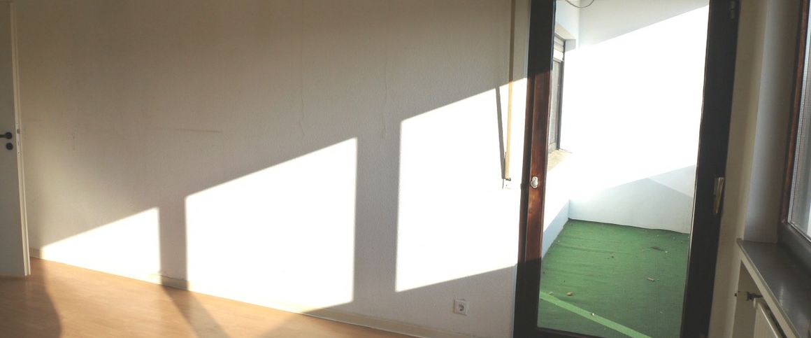 Frisch renoviert: einziehen und wohlfühlen! - Photo 1