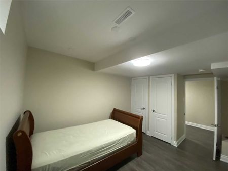 For Lease - 4127 Loyalist Drive Unit# Lower, Mississauga, Ontario - Photo 3