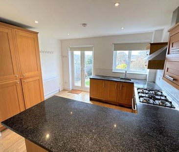 2 bedroom end of terrace house to rent - Photo 6