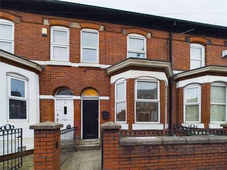 Cromwell Grove, Levenshulme, Manchester, M19 - Photo 3