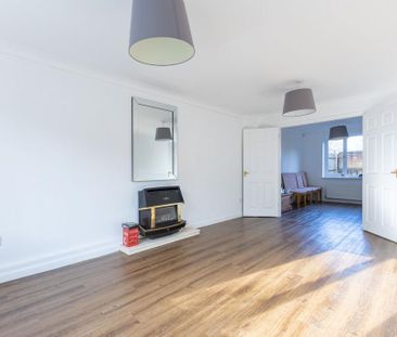 3 bedroom terraced house to rent - Photo 5