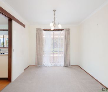 1 Couchman Crescent, Chisholm ACT 2905 - House For Rent | Domain - Photo 4