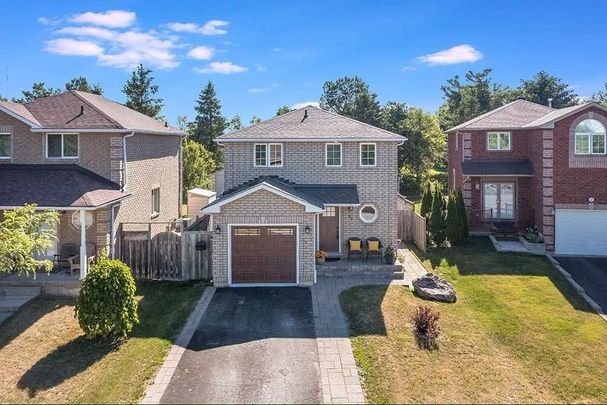 For Lease - 35 Clute Crescent, Barrie, Ontario - Photo 1