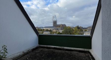 À CHARLEVILLE MEZIERES - Photo 5