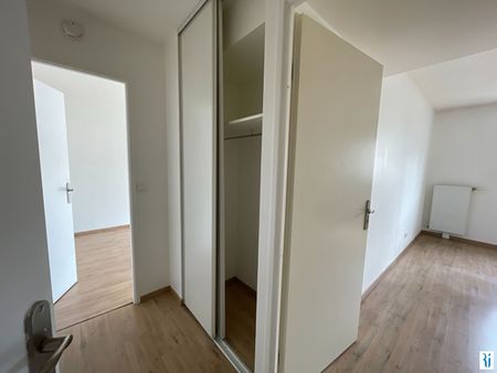 Location Appartement 3 pièces 57m² - Photo 4