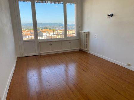 Location Appartement 3 pièces 81m² AUBENAS 07200 - Photo 3