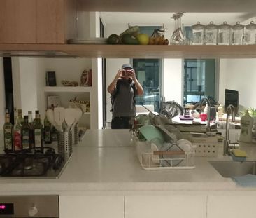 South Melbourne - Photo 6