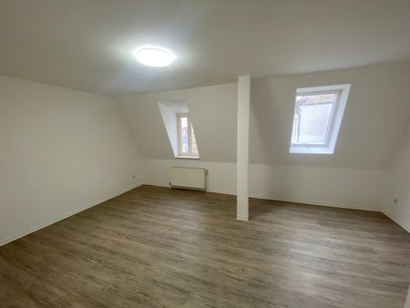 2-Raum-Wohnung in Innenstadtlage zu vermieten - Photo 3