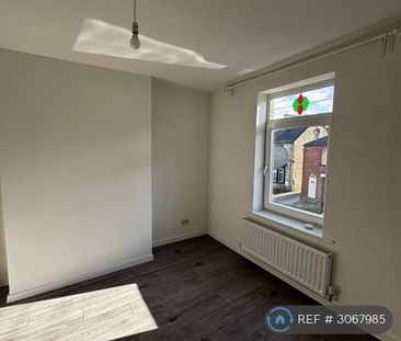 3 bedroom terraced house to rent - Photo 6