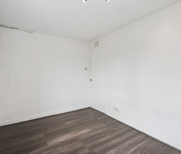 Gowanlea Drive - Photo 4