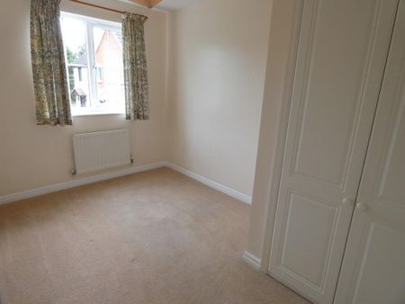 3 bedroom detached house to rent - Photo 4