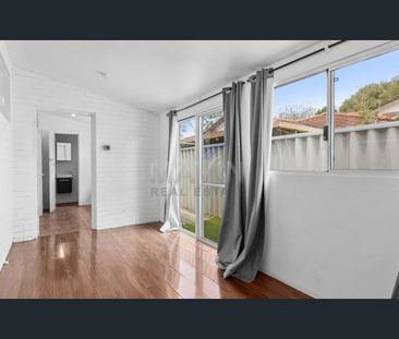 129 Tribute Street East, Riverton, WA 6148 - Photo 3