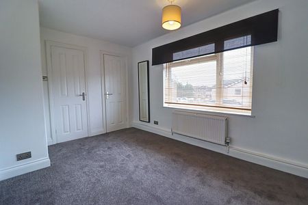 3 bedroom flat to rent, - Photo 5