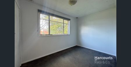 Excellent Location! - Photo 5