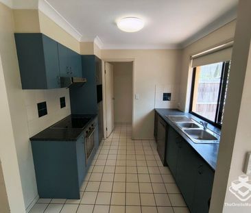 3 Bedroom Townhouse in Great Location - Photo 4