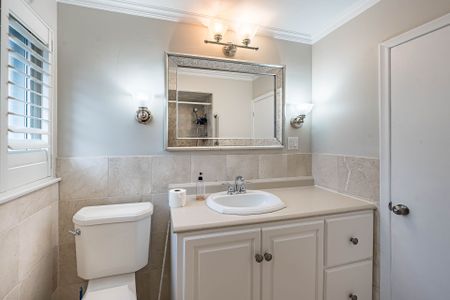 For Lease - 132 Meadowbank Road, Toronto, Ontario - Photo 2