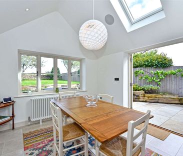 Three bedroom property situated on the edge of the wonderful Cotswo... - Photo 4