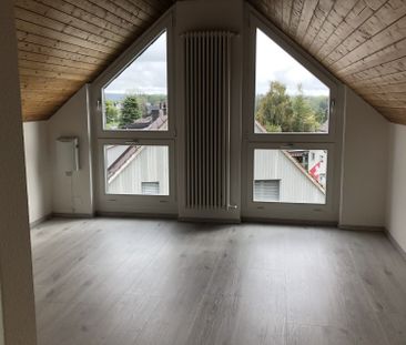 Rent a 4 ½ rooms duplex in Oberglatt - Photo 1