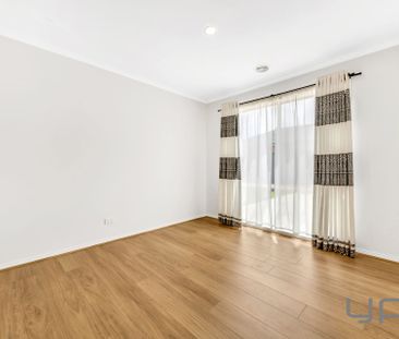 Affordable Family Living in Roxburgh Park - Photo 6