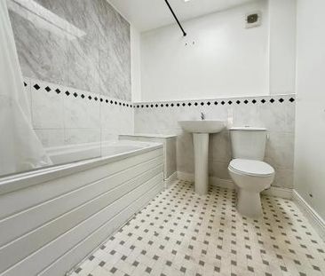 2 bedroom End of terrace house To Let - Photo 6