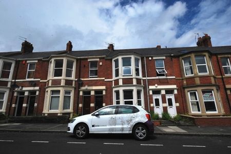 6 Bed - Shortridge Terrace, Jesmond - Photo 2