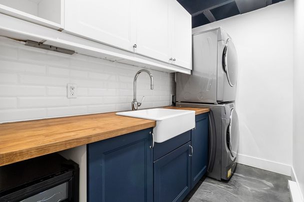 181 Av. Metcalfe - Photo 1