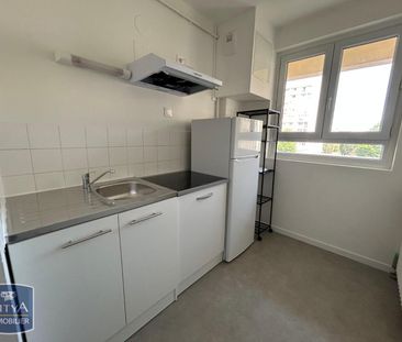 Location Appartement 2 pièces 41m² LE HAVRE 76600 - Photo 4
