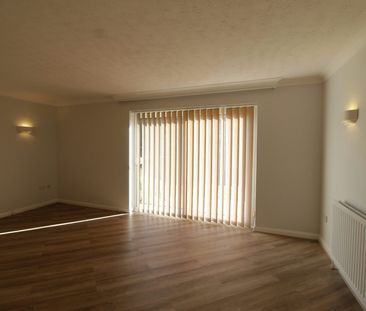 Flat to rent on - Photo 4
