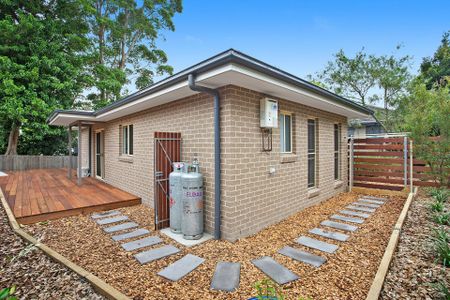 Immaculate Private 2 Bedroom Villa - Photo 2