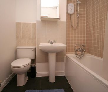 1 bedroom in a house share to rent - Photo 6