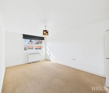 1 bedroom Apartment - COLE GREEN LANE, WELWYN GARDEN CITY - Photo 3