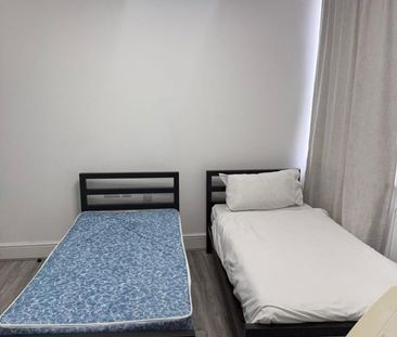 Room in a Shared Flat, Barking, IG11 - Photo 1