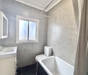 BEST LOCATION! - Photo 4