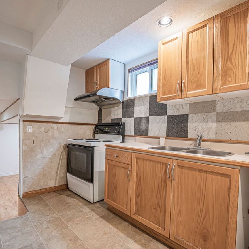 For Lease - 2797B Windjammer Road, Mississauga, Ontario - Photo 1