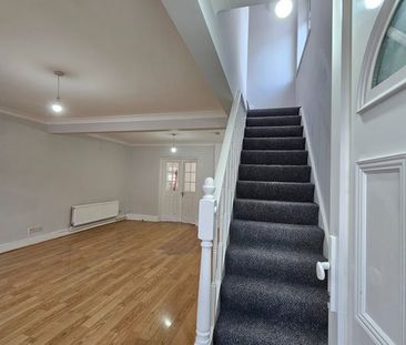 2 Bed End Terrace, Middleham Road, N18 - Photo 1