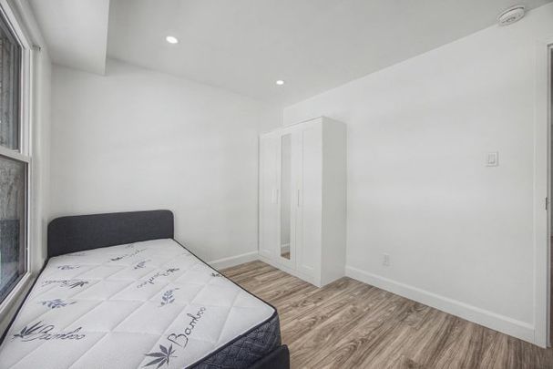 For Lease - 69 Blythwood Road Unit# #1 Main, Waterloo, Ontario - Photo 1