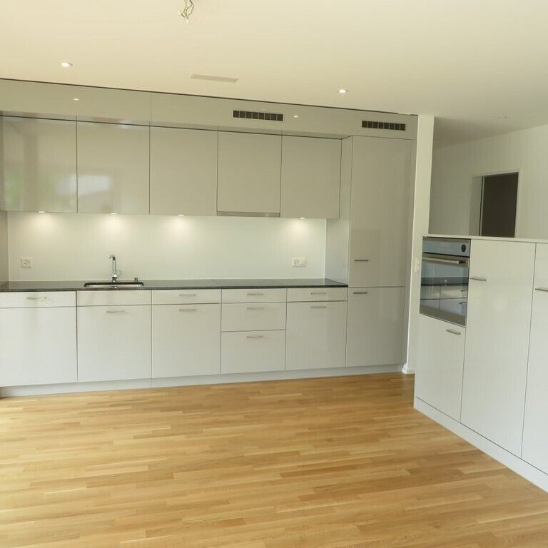 Starting your own happy home life - Photo 1