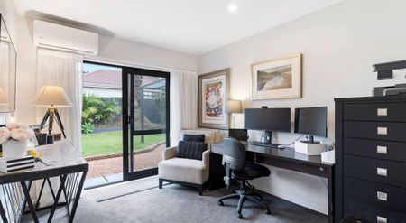 Sunny, Stylish & Single-Level Living in Double Grammar Zone - Photo 3