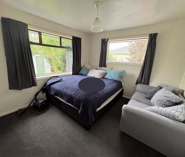 A home with office / study nook in master bedroom - Photo 4