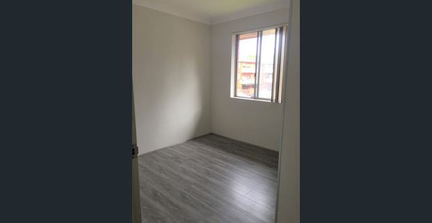 2 BEDROOM UNIT TIMBER FLOORING THOUGHT OUT. KITCHEN GAS COOKING. TIMBER FLOORING. CLOSE TO SCHOOL - Photo 1